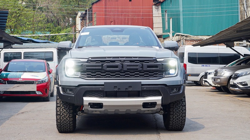 dau-xe-ford-ranger-raptor-mau-xam-moi