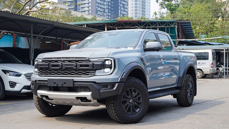 gia-xe-ford-raptor-mau-xam-moi
