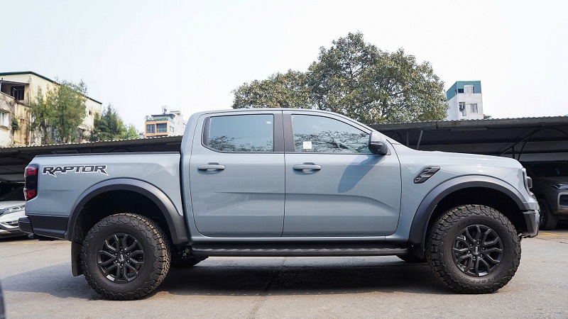 than-xe-ford-ranger-raptor-moi-mau-xam