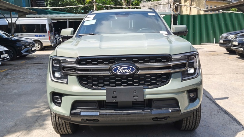 thang-so-ky-thuat-ford-everest-platinum